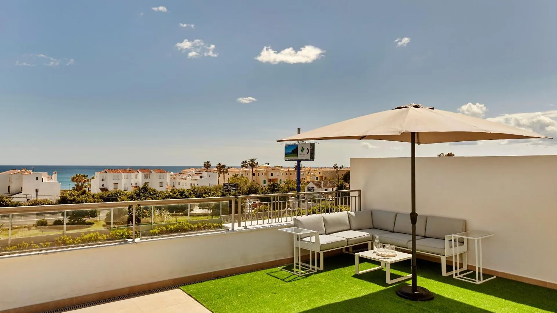 Vista Del Mar, Sunny Penthouse Apartment Bahia de Casares Spain