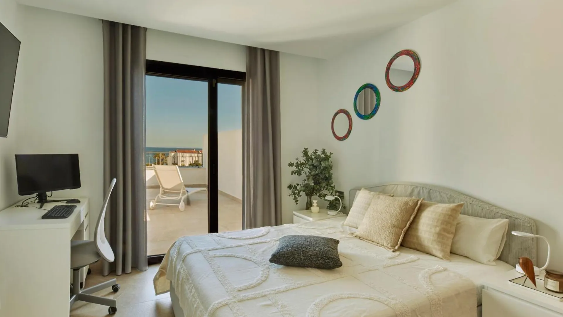 Apartament Vista Del Mar, Sunny Penthouse Bahia de Casares